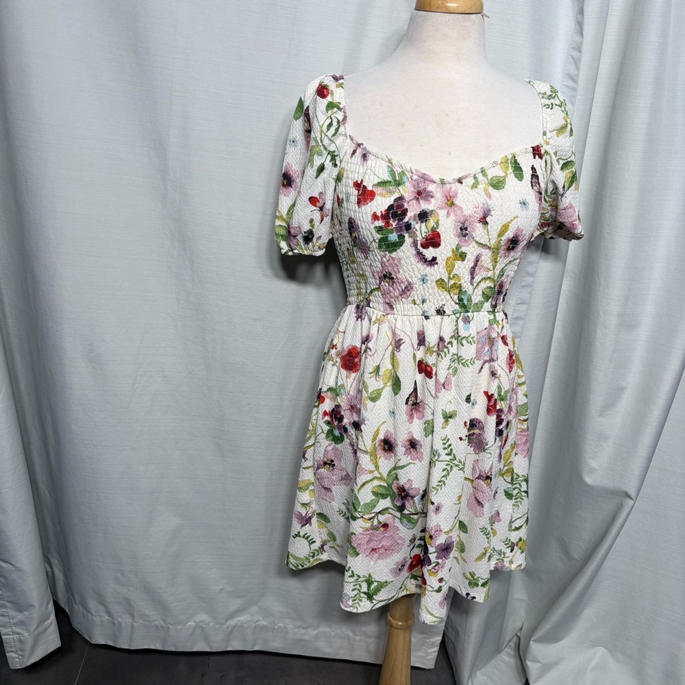 Floral Smocked‎ Waist Puff Sleeve Mini Dress Cottagecore Garden Party NWT - Picture 3 of 7